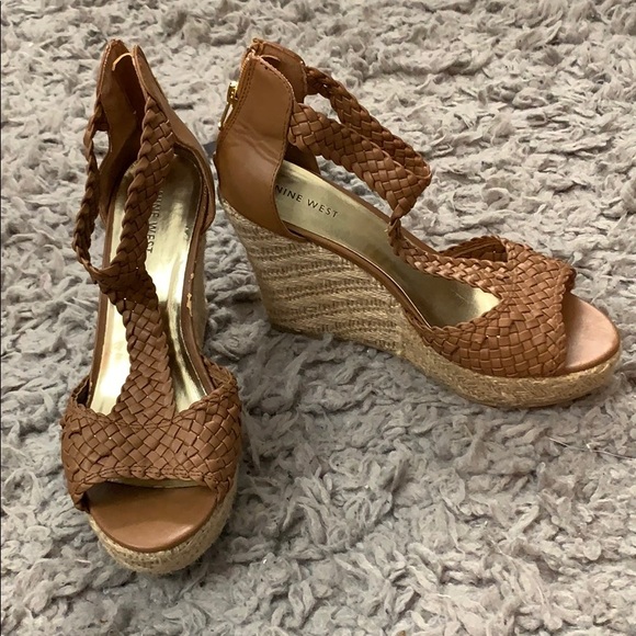 Brown nine west wedges!!! - Picture 1 of 1